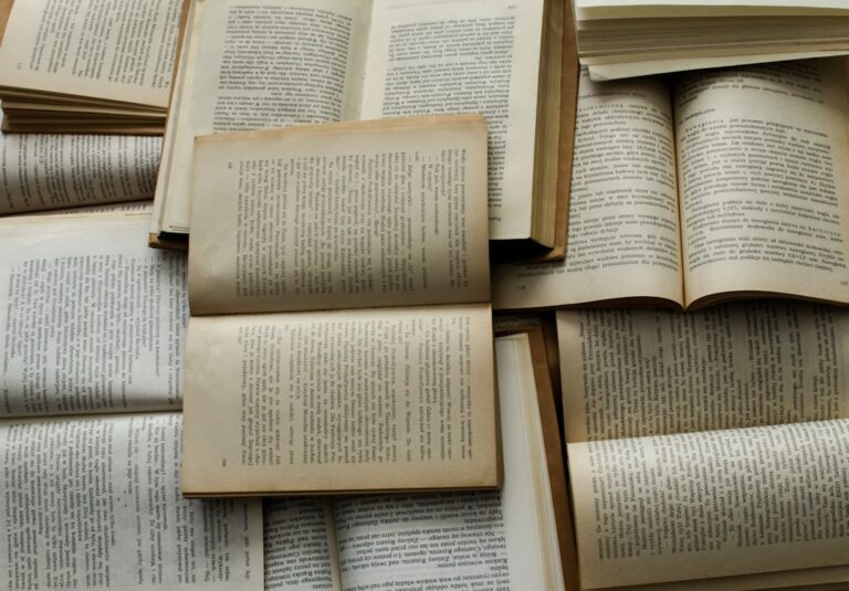 Lektury na egzamin ósmoklasisty – co warto powtórzyć